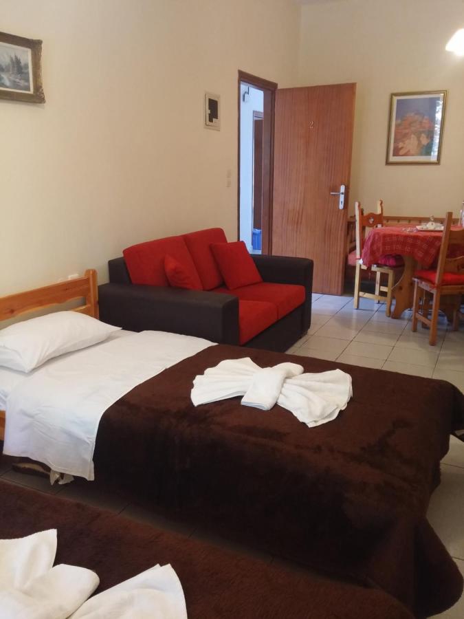 Quadruple Room with Mountain View
