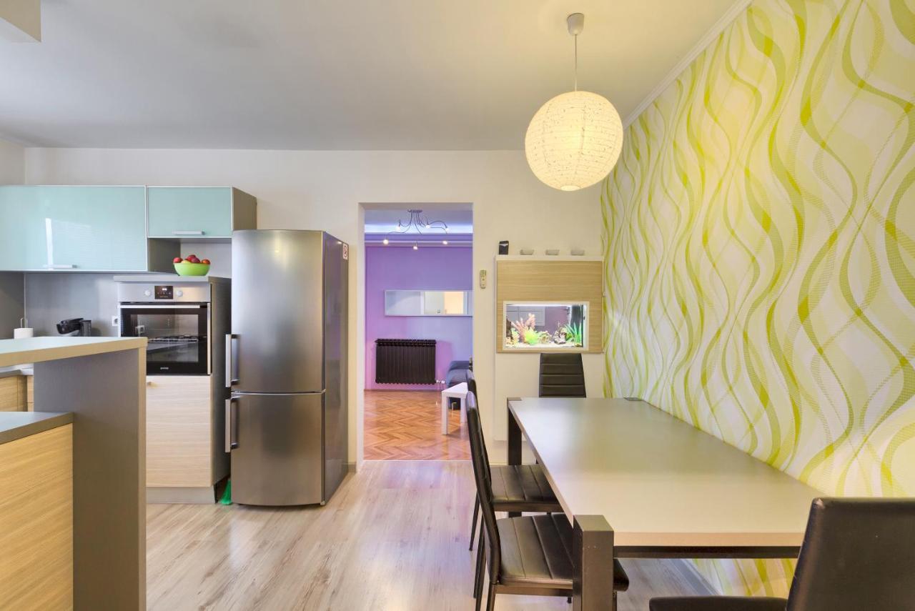Active Apartment - Ferienwohnung Pula