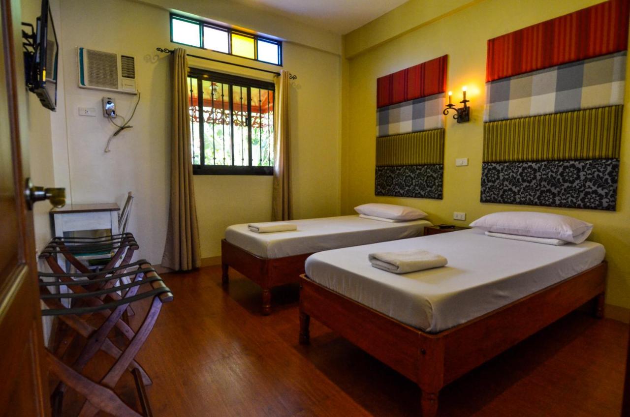 Standard Twin Room with Garden View