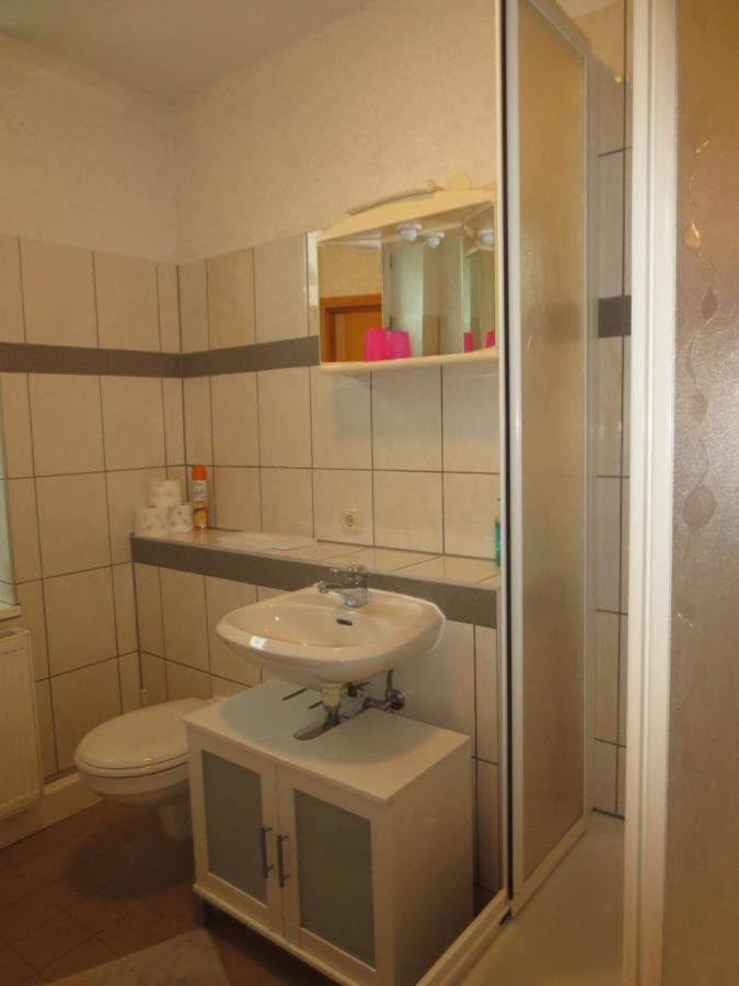 Standard Einzelzimmer mit Dusche
