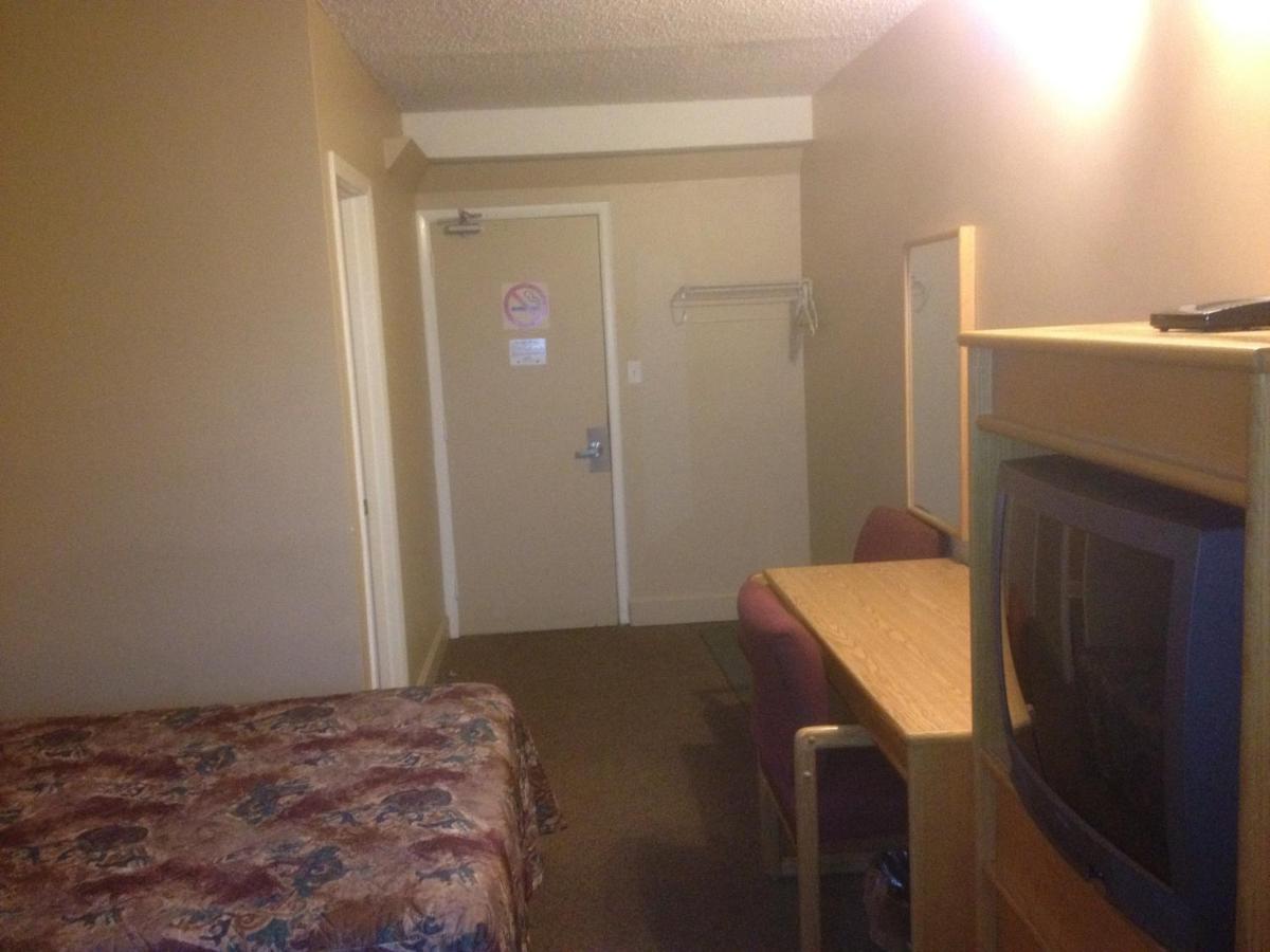 Nights Inn Motel - B&B