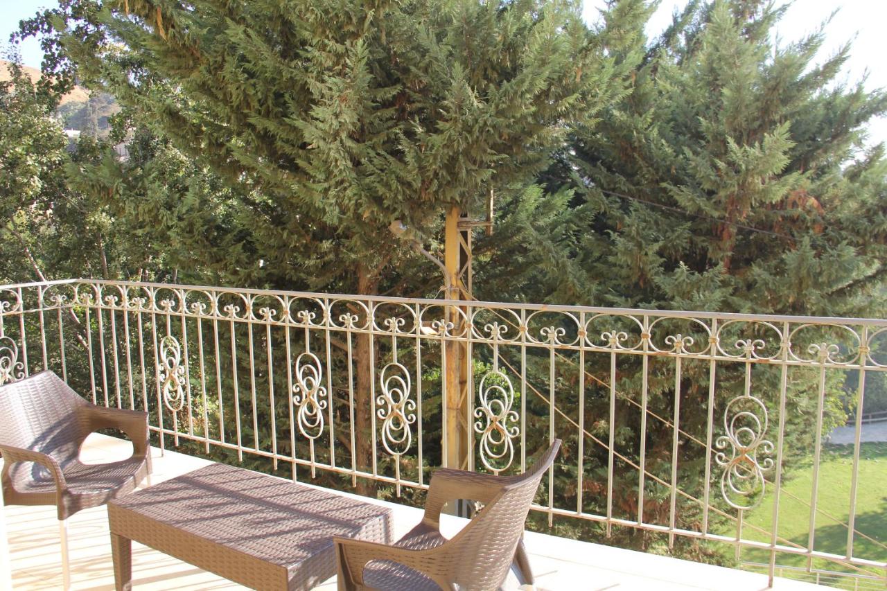 Doppelzimmer mit Balkon