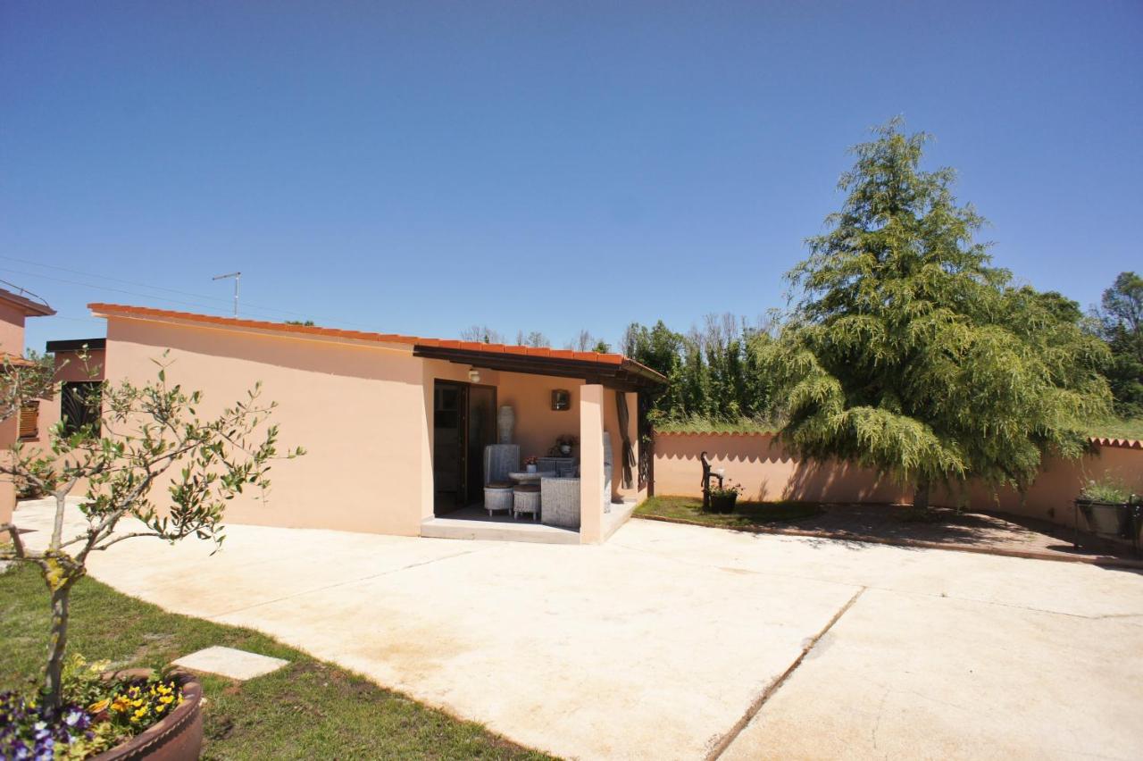 Apartamento con vistas a la piscina