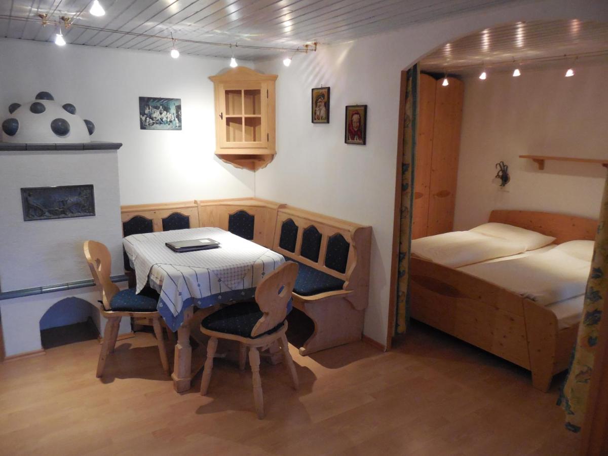 Apartment mit Terrasse