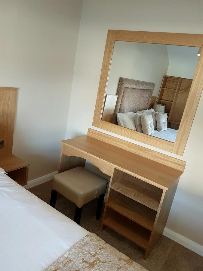 Monolocale con Divano-Letto