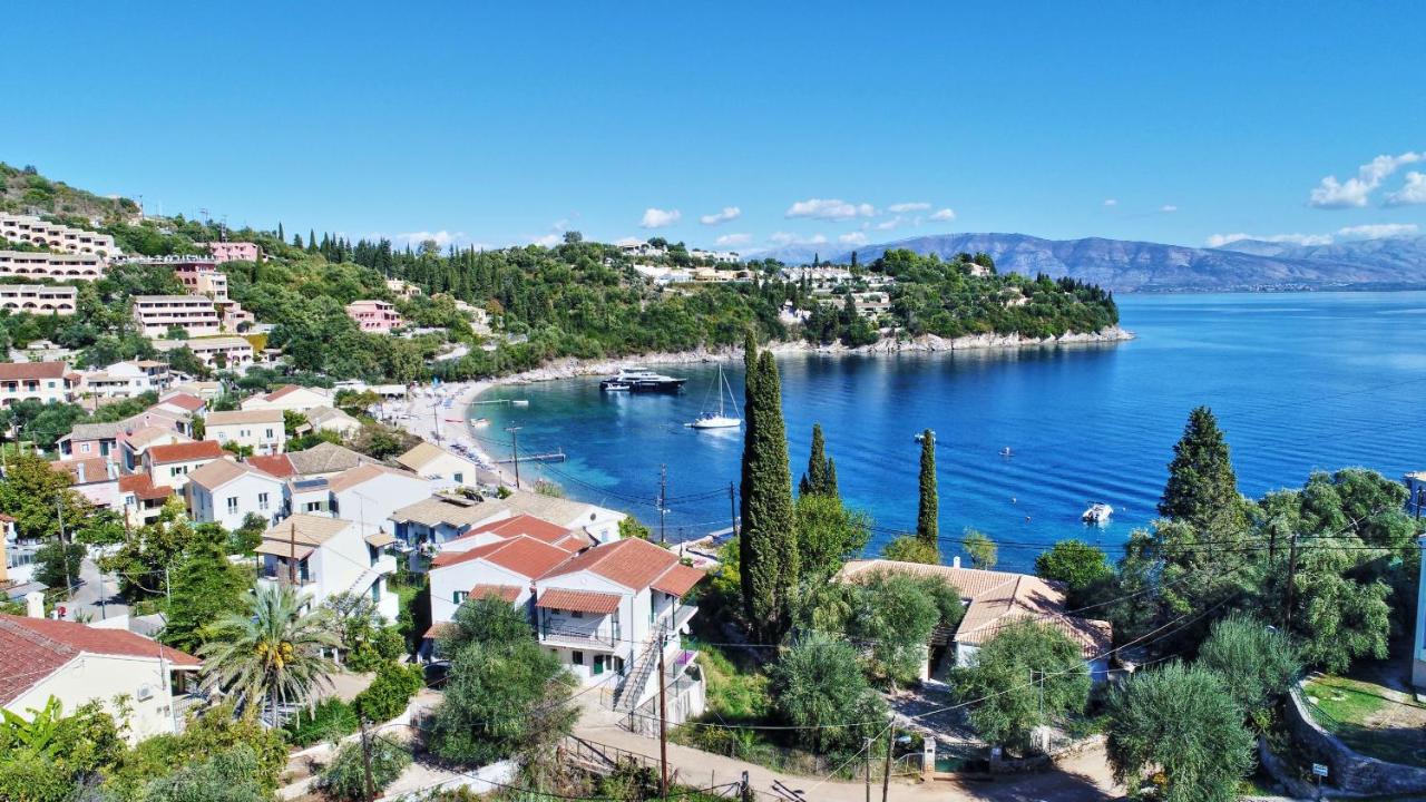 Zoulis Andonis - B&B