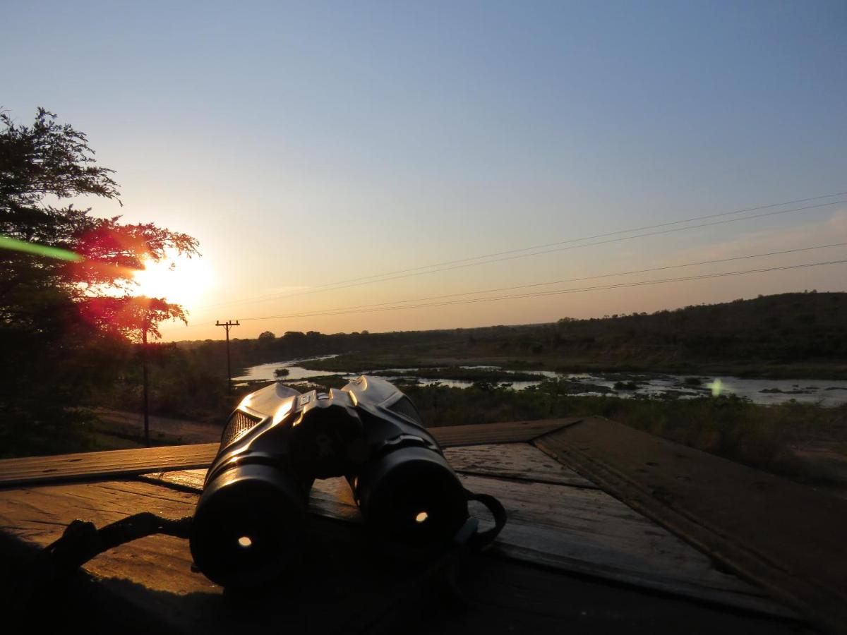 B&B Marloth Park - Kruger View Tree House - Bed and Breakfast Marloth Park