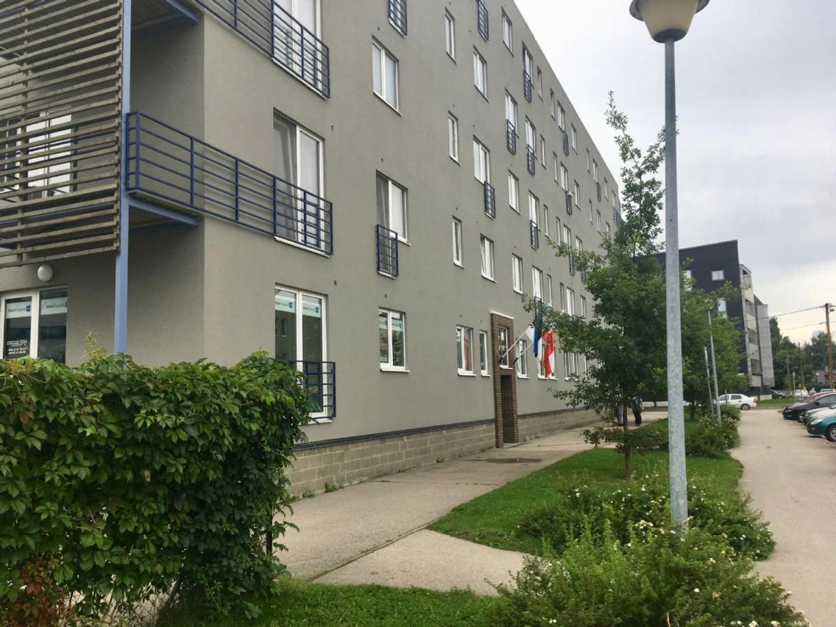 Apartment near centre - B&B