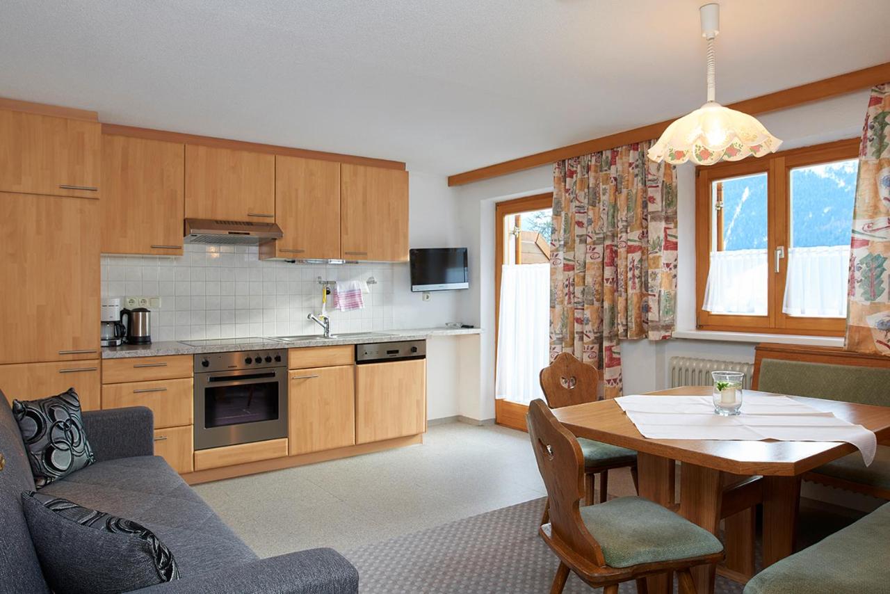 Apartment mit 2 Schlafzimmern und Balkon