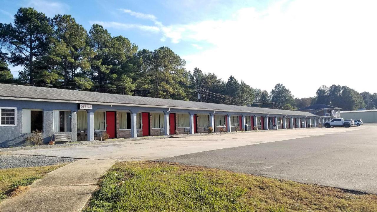 Roadway Inn Troy - B&B