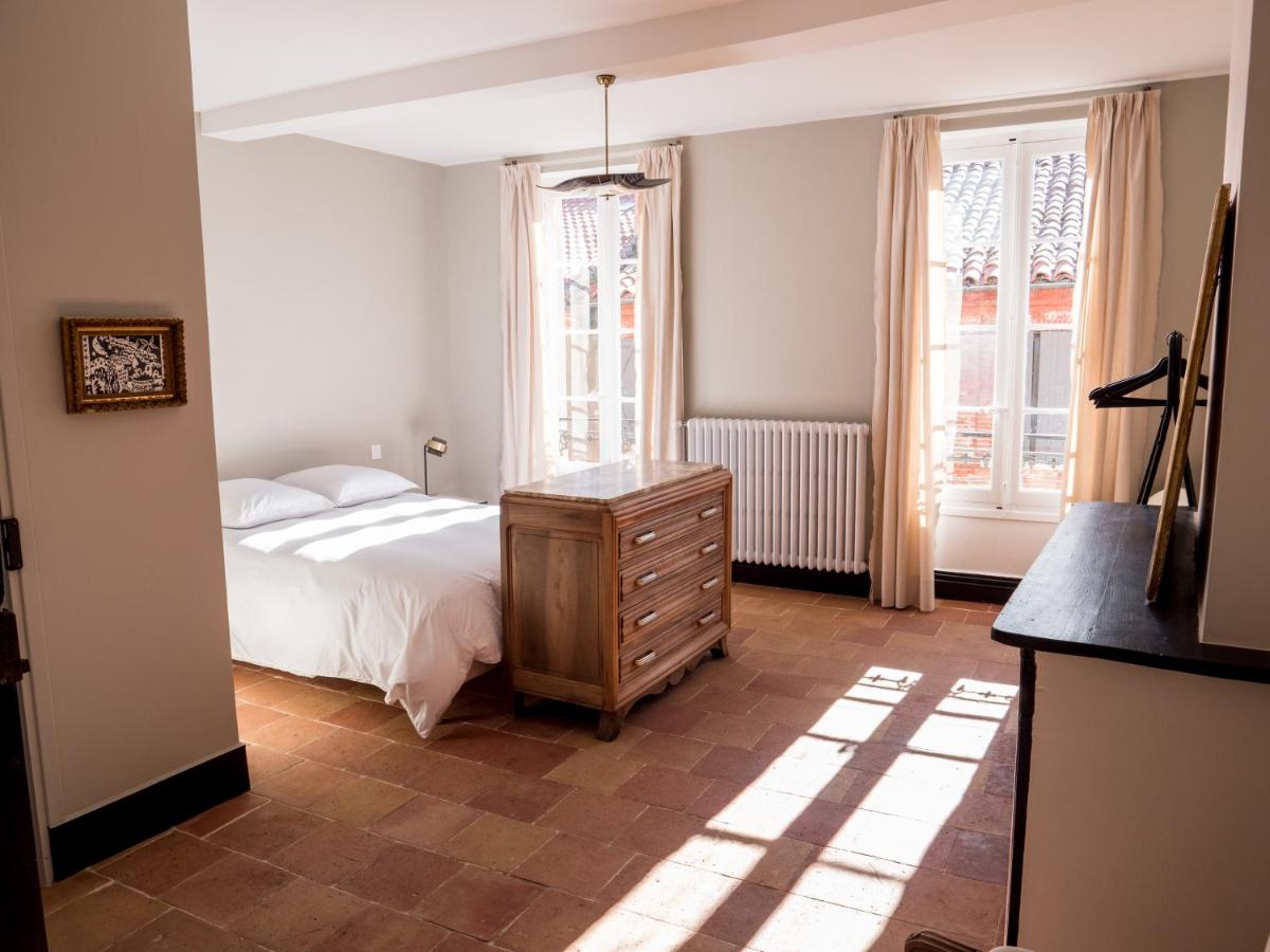 Quadruple Room with Private Bathroom