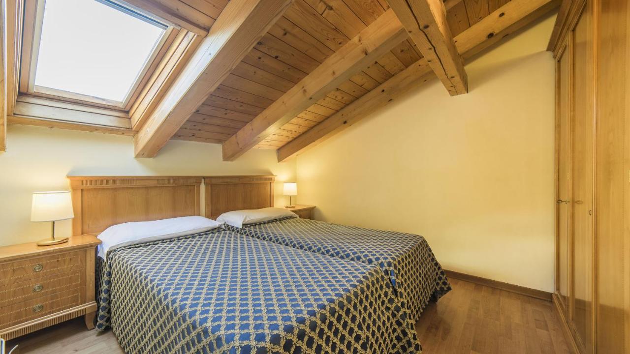 Appartamento con 2 Camere da Letto e Vista Mare