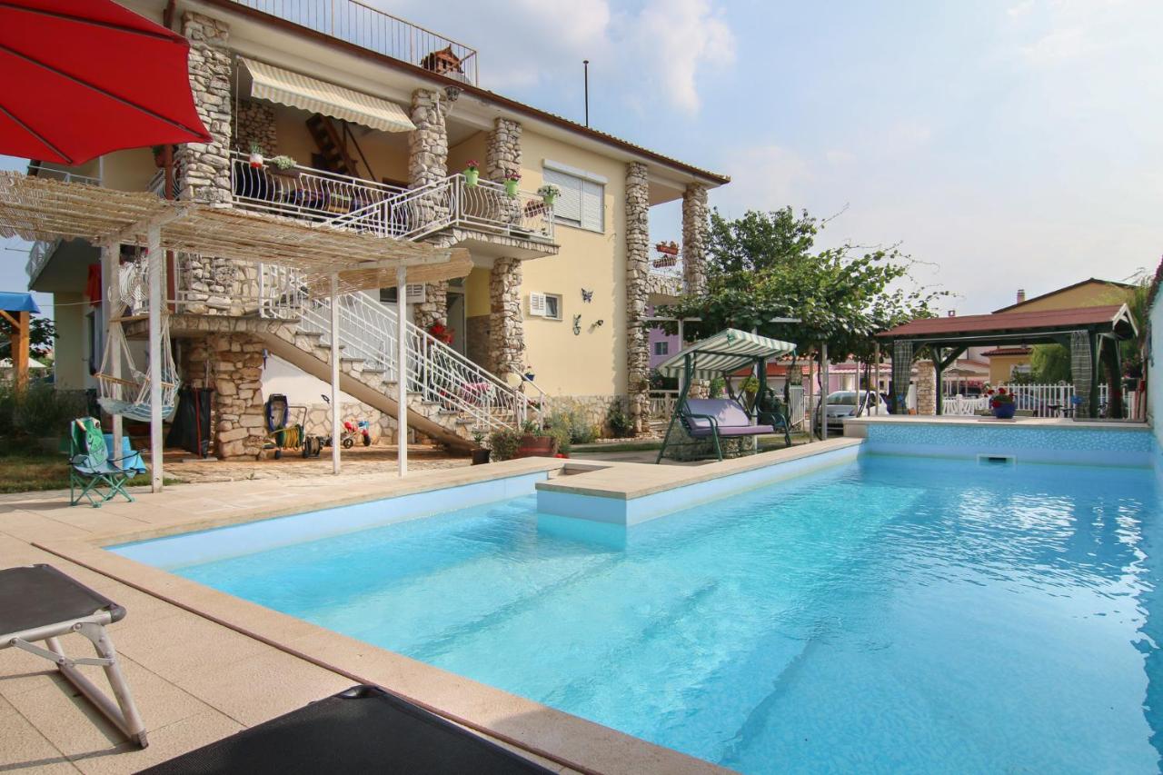 Apartments Nada 354 - Chambres d’hôtes
