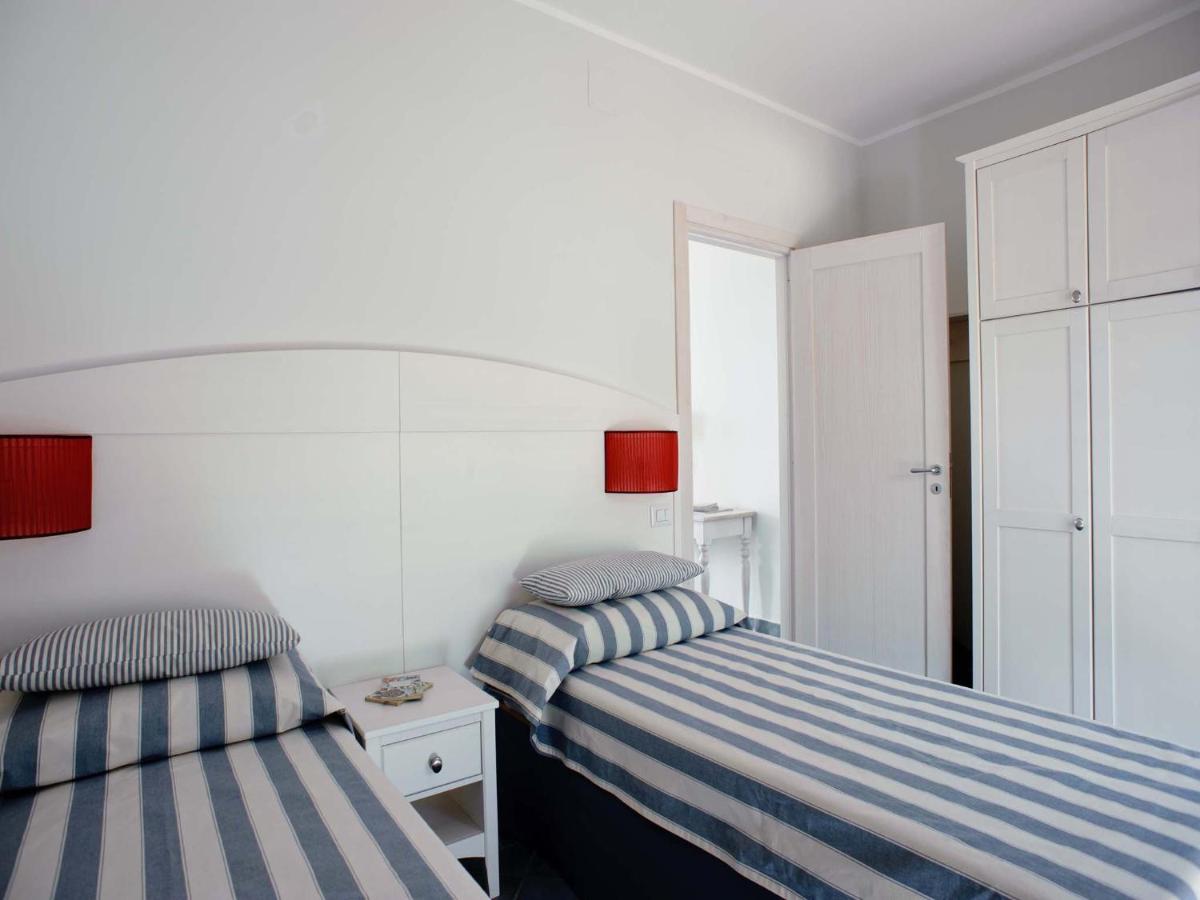 Suite Petrosa Two-Bedroom Apartment with Sea View