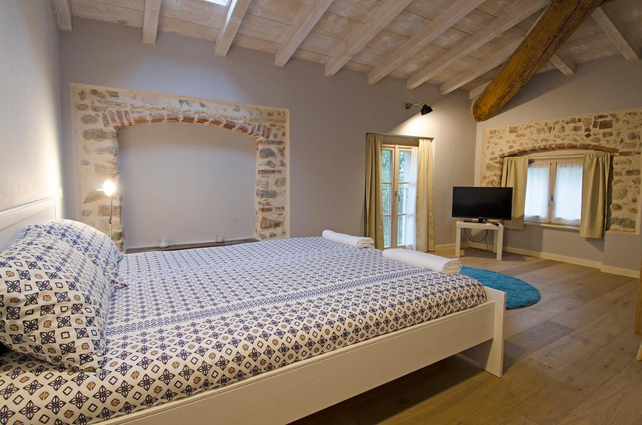 Two Connecting Double Rooms