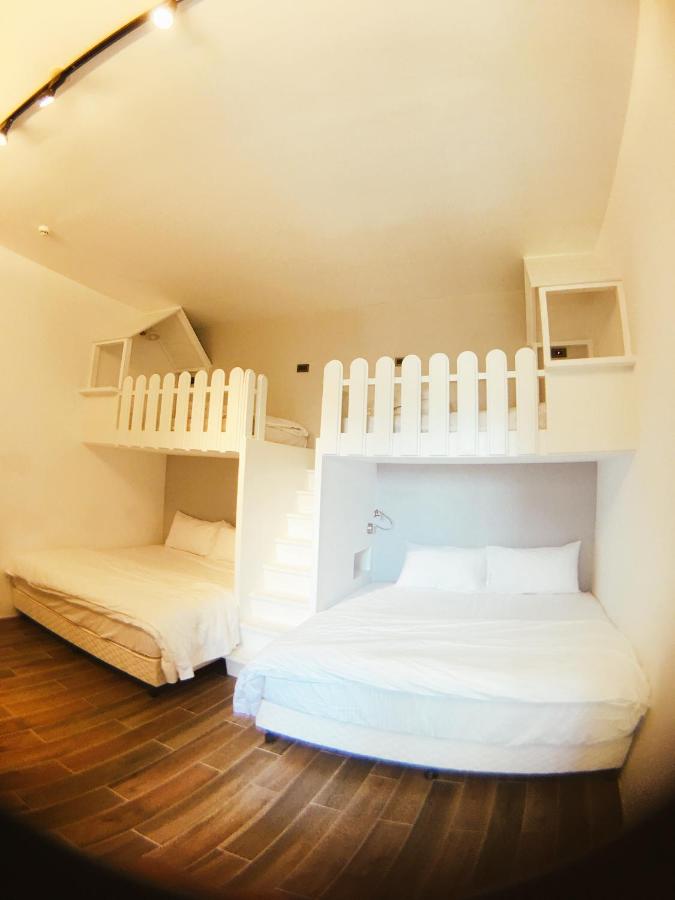 Camera Familiare con Balcone