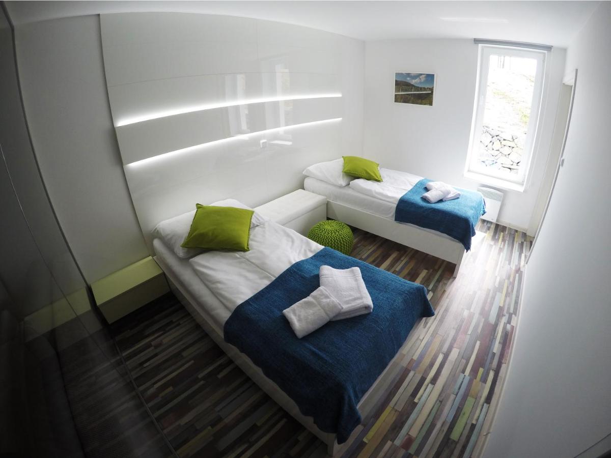 Appartamento con 2 Camere da Letto - Seminterrato