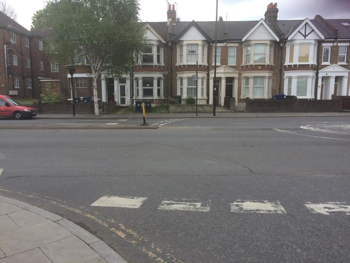 Spacious West London 2 Bedroom Apartment - Chambres d’hôtes Londres