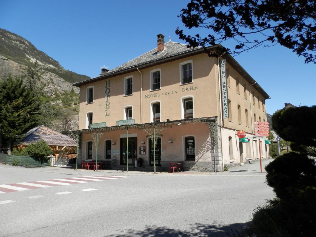 B&B L'Argentière-la-Bessée - Hotel La Gare - Bed and Breakfast L'Argentière-la-Bessée