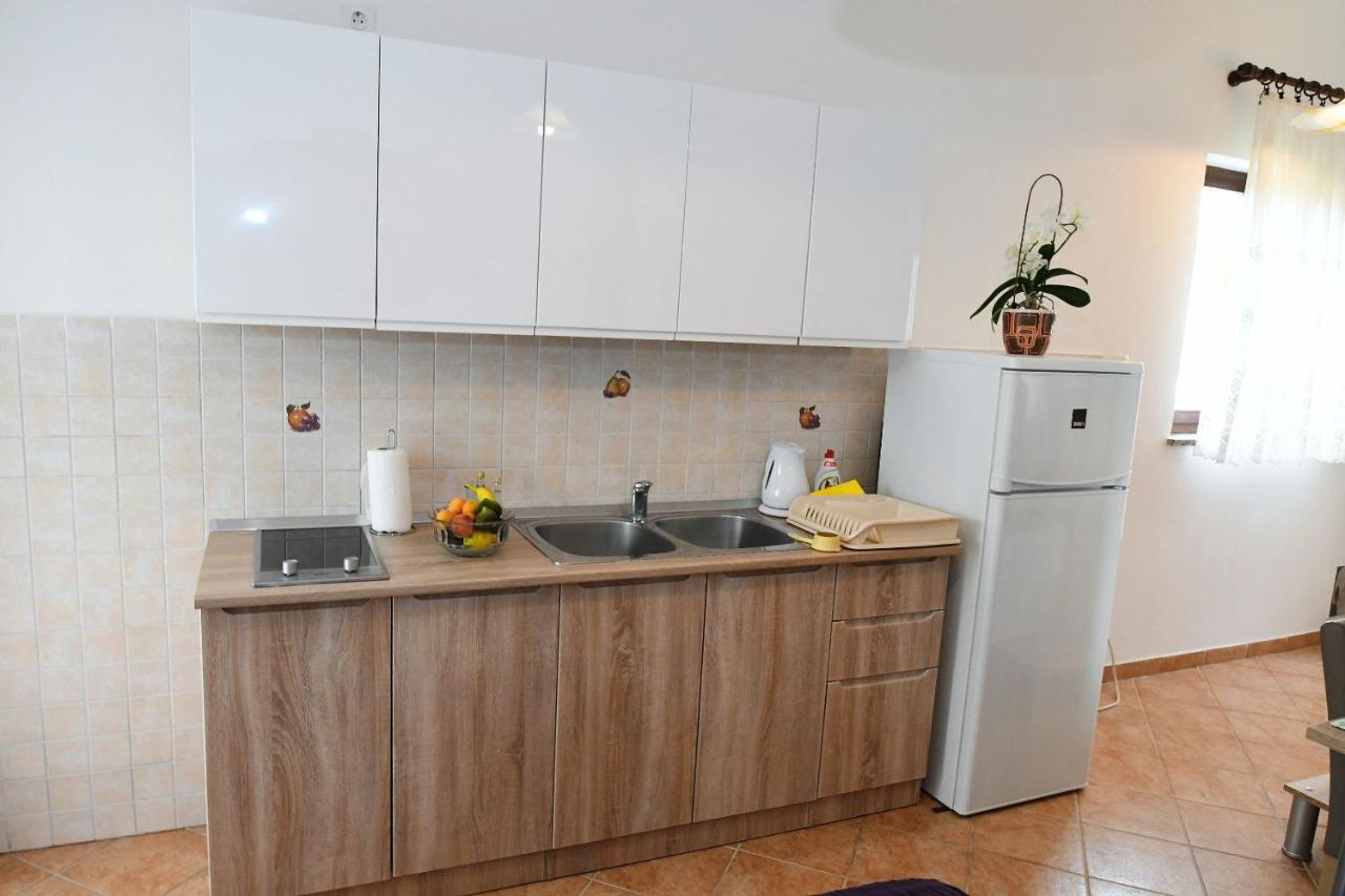 Studio apartman Kris - B&B Marinići