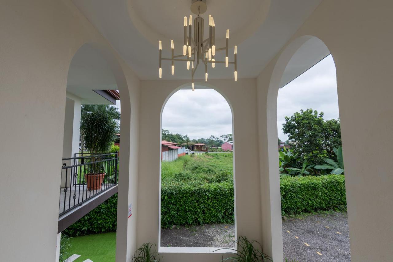 Apartamentos La Casona - B&B
