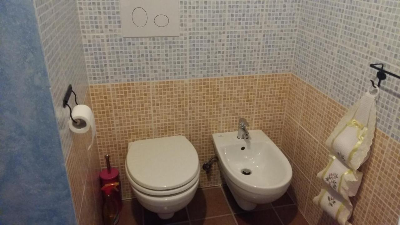 Camera Matrimoniale/Doppia con Letti Singoli con Bagno Privato