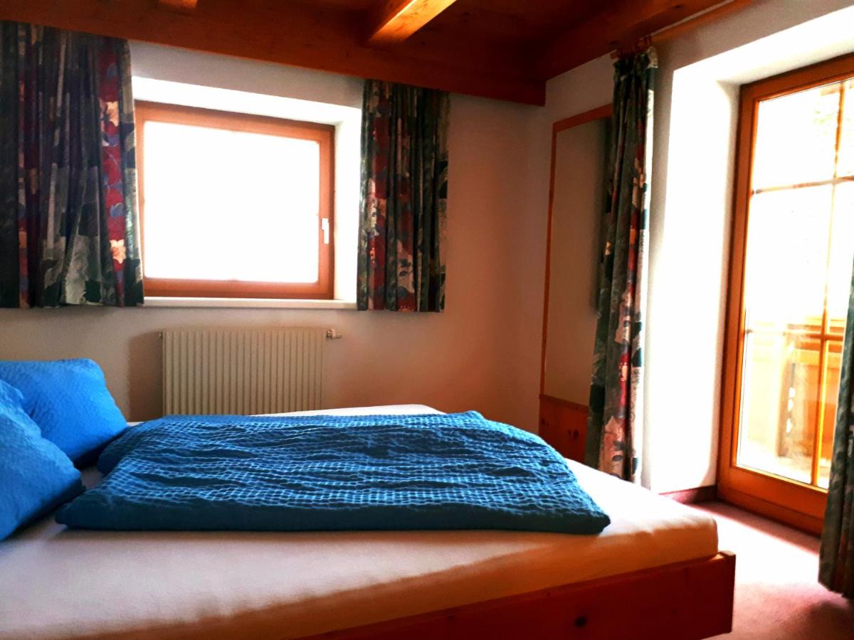 Apartamento de 2 dormitorios con balcón