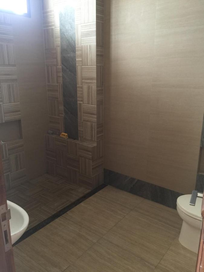 Deluxe Room (2 Adults + 1 Child)