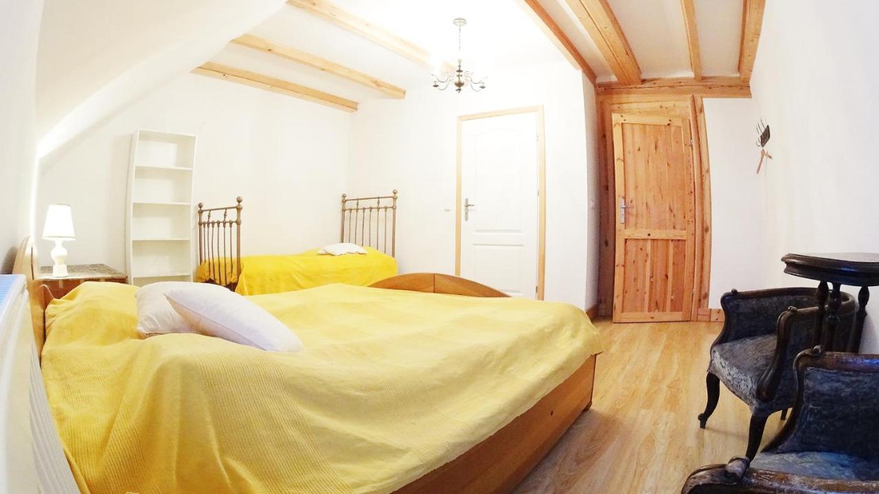 Habitación Triple con baño privado