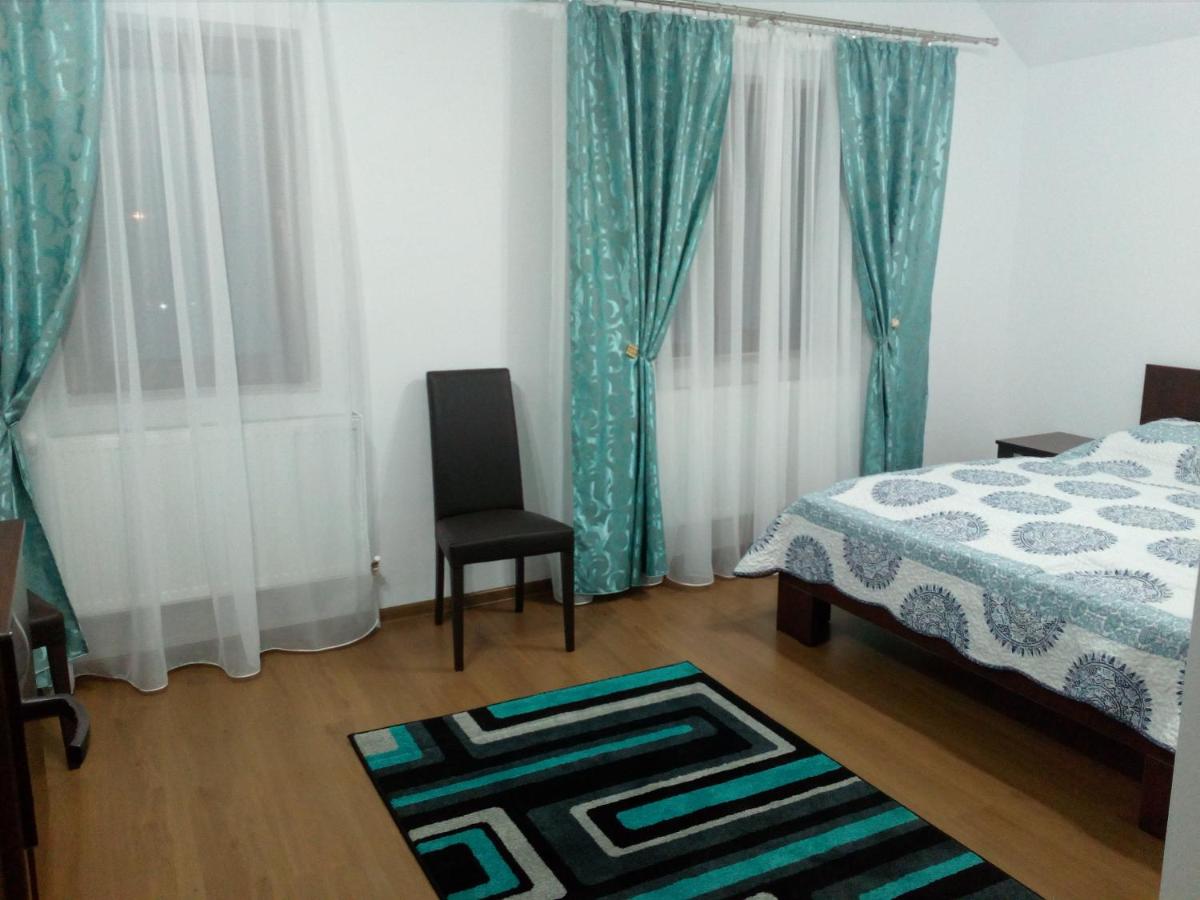 Pensiunea Lucian - B&B Bălţaţi