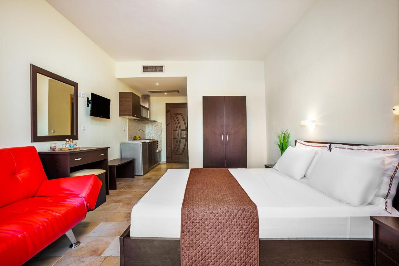Superior Twin Room with Garden View