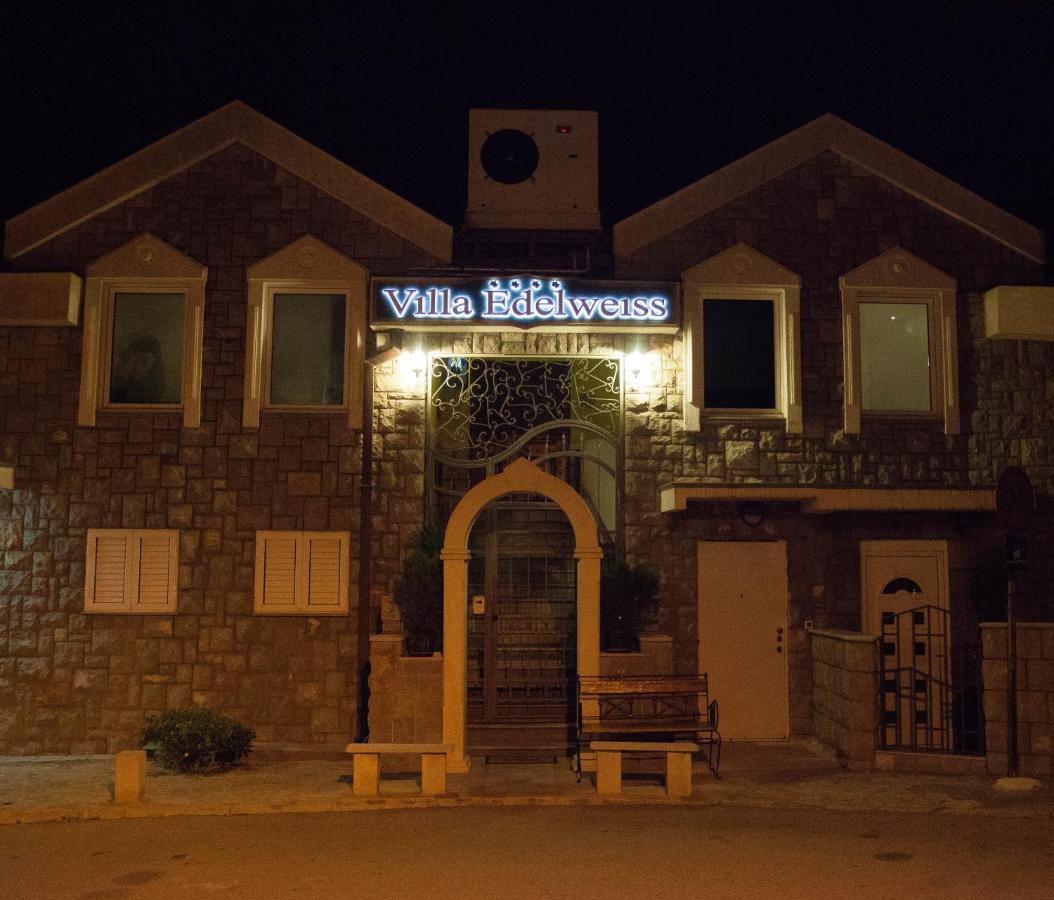 Villa Edelweiss - Chambres d’hôtes Sveti Stefan