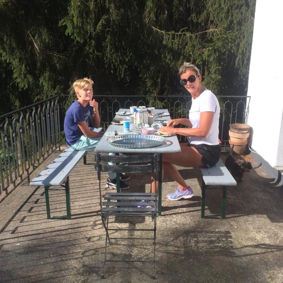 Villa mit Gartenblick