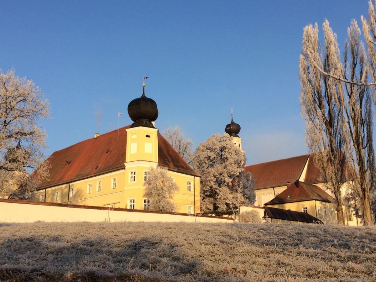 Klosterhof St. Salvator - B&B Bad Griesbach