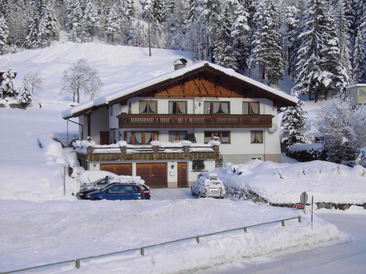 B&B Wald am Arlberg - Pension Seeberger - Bed and Breakfast Wald am Arlberg