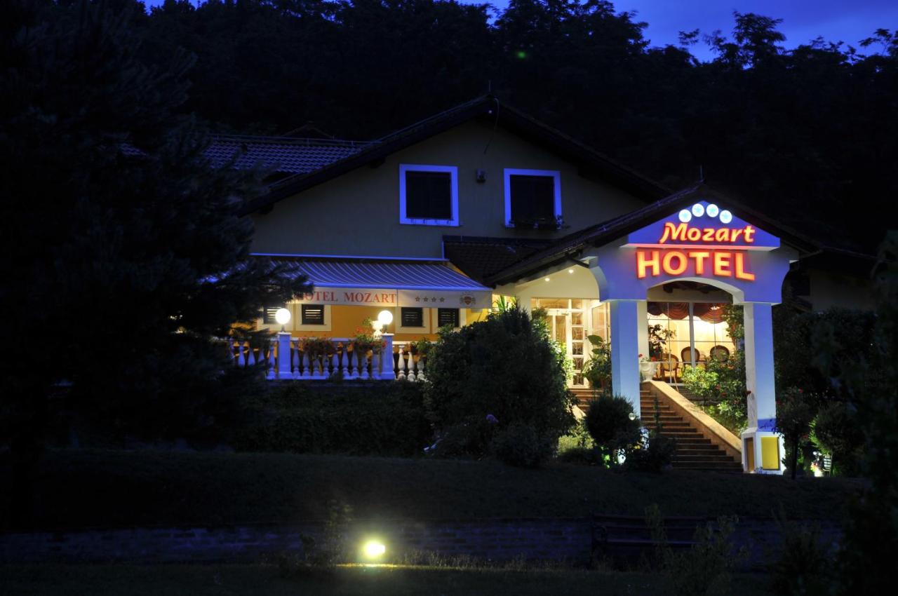 B&B Špišić-Bukovica - Hotel Mozart - Bed and Breakfast Špišić-Bukovica