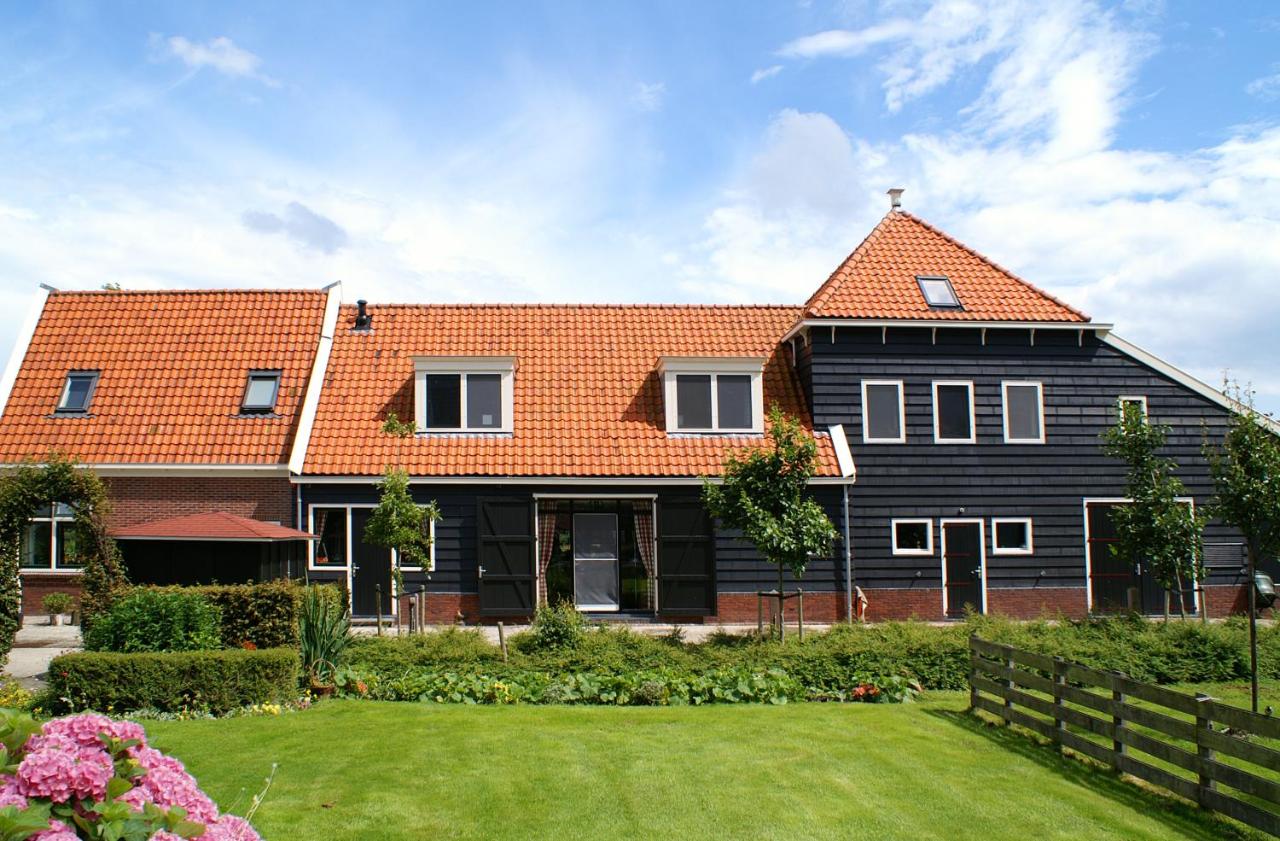 B&B Monnickendam - Farm Overleekerhoeve - Bed and Breakfast Monnickendam