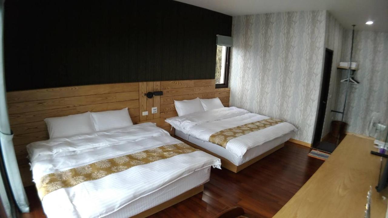 Vierbettzimmer mit Bergblick