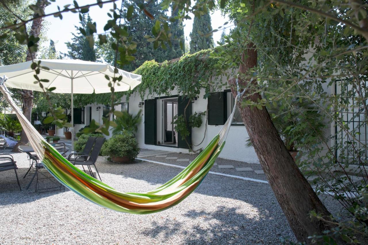 Rododafni Bay Residences - Bed and Breakfast