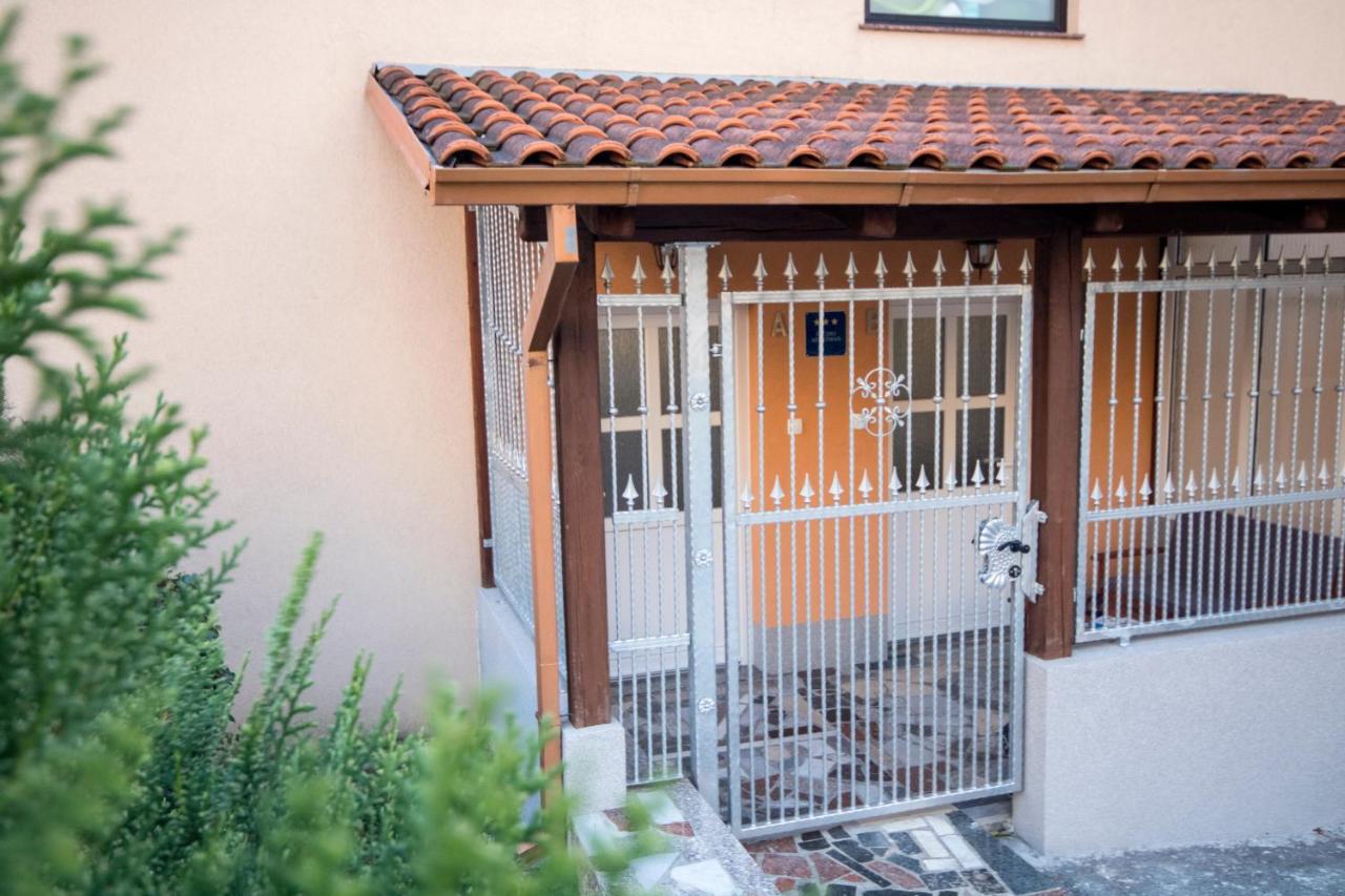 Studio Apartmani Mini - B&B