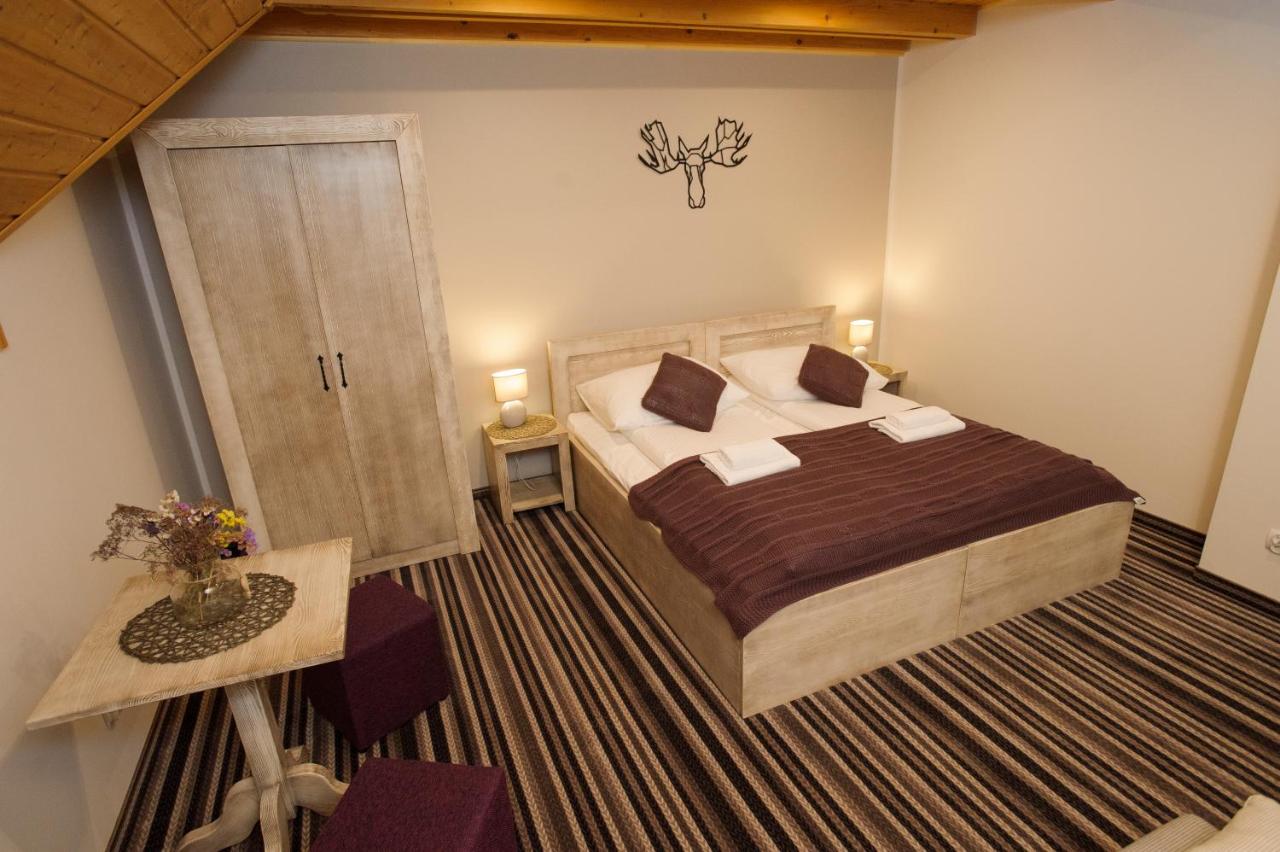 Triple Room with Mountain View