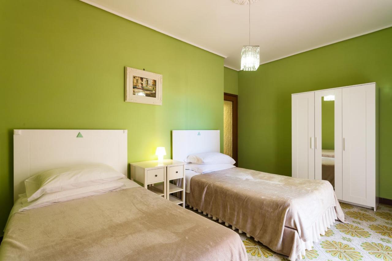 Appartamento con 2 Camere da Letto - Edificio Separato