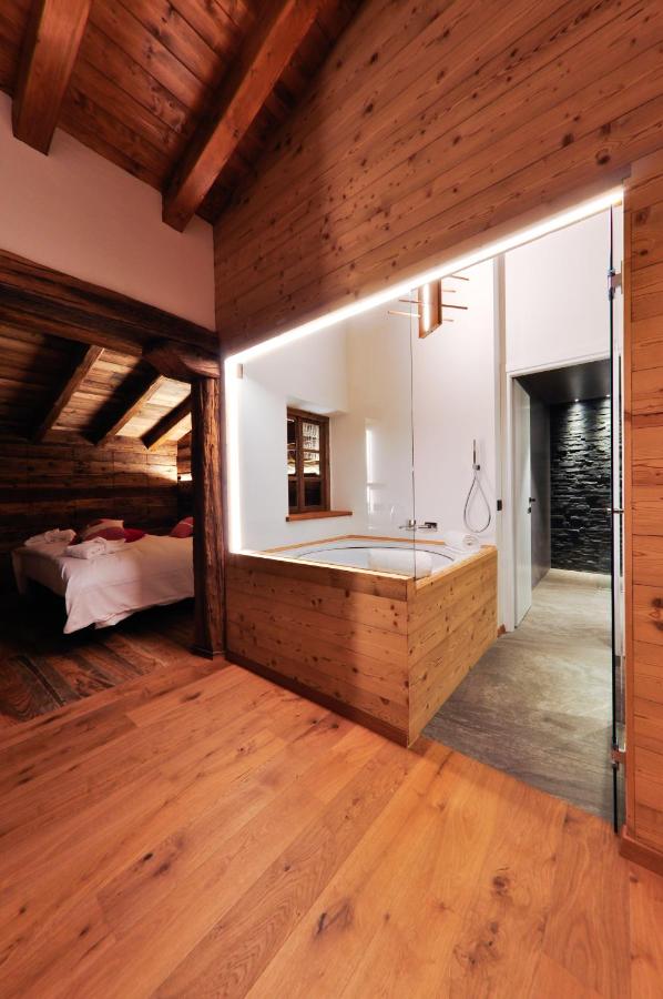 Suite mit Whirlpool und Sauna
