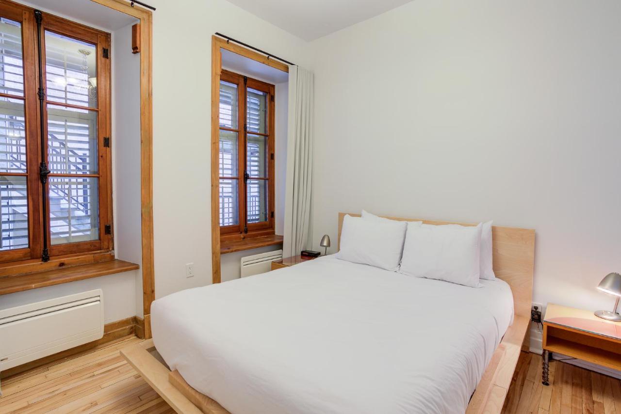 Two-Bedroom Apartment with Terrace V201