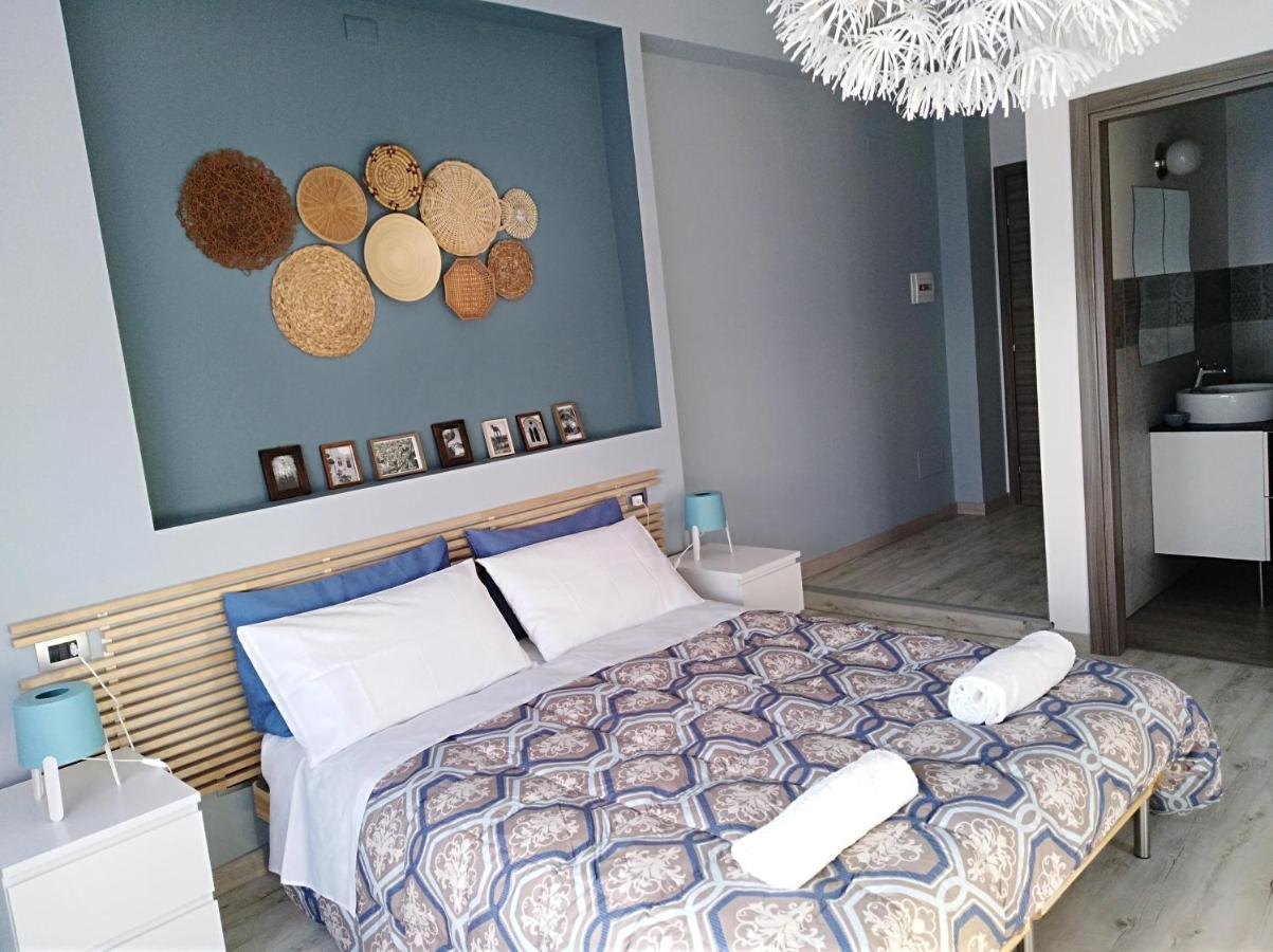 Standard Triple Room with Sea View