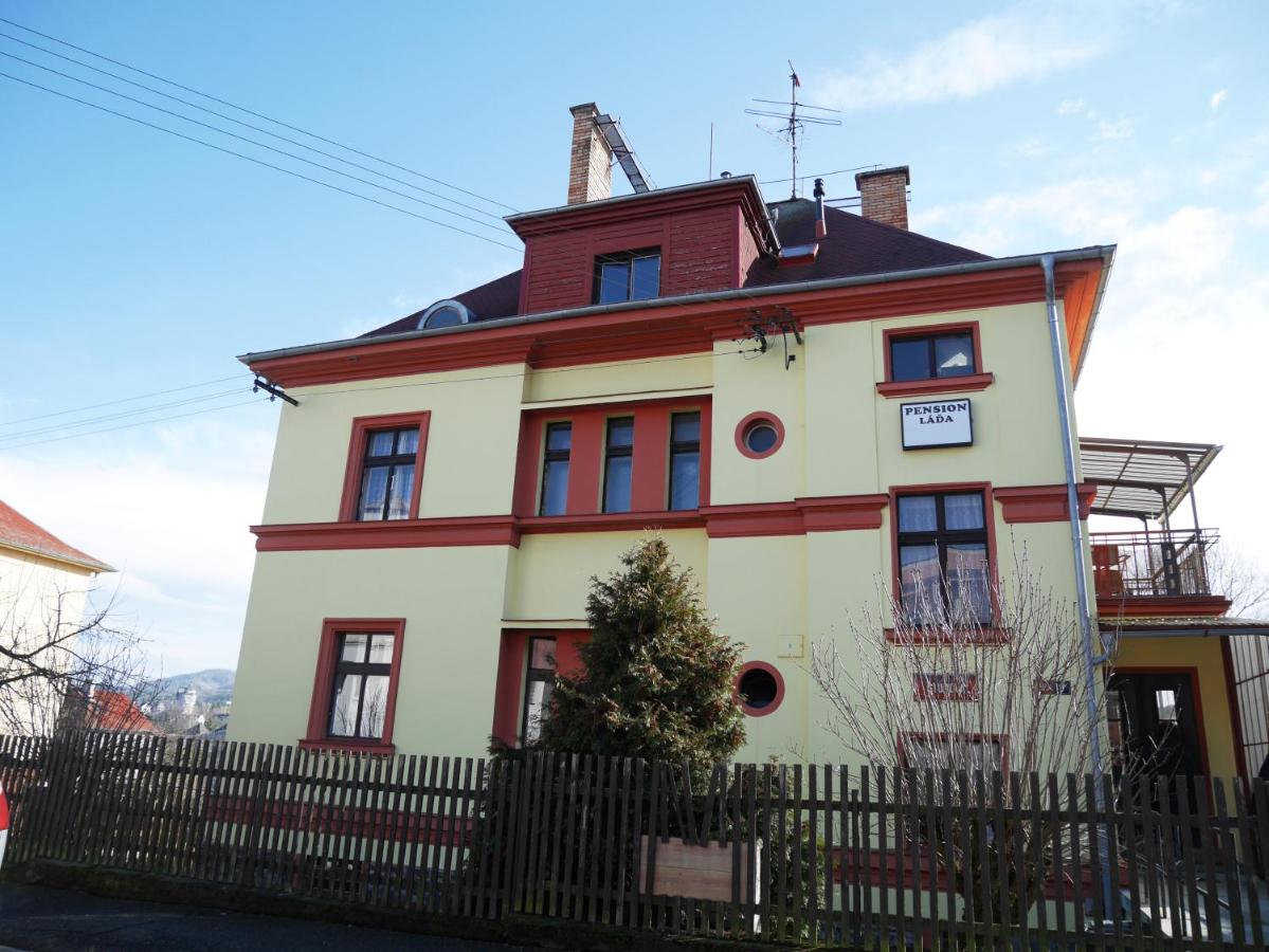 B&B Karlsbad - Pension Lada - Bed and Breakfast Karlsbad