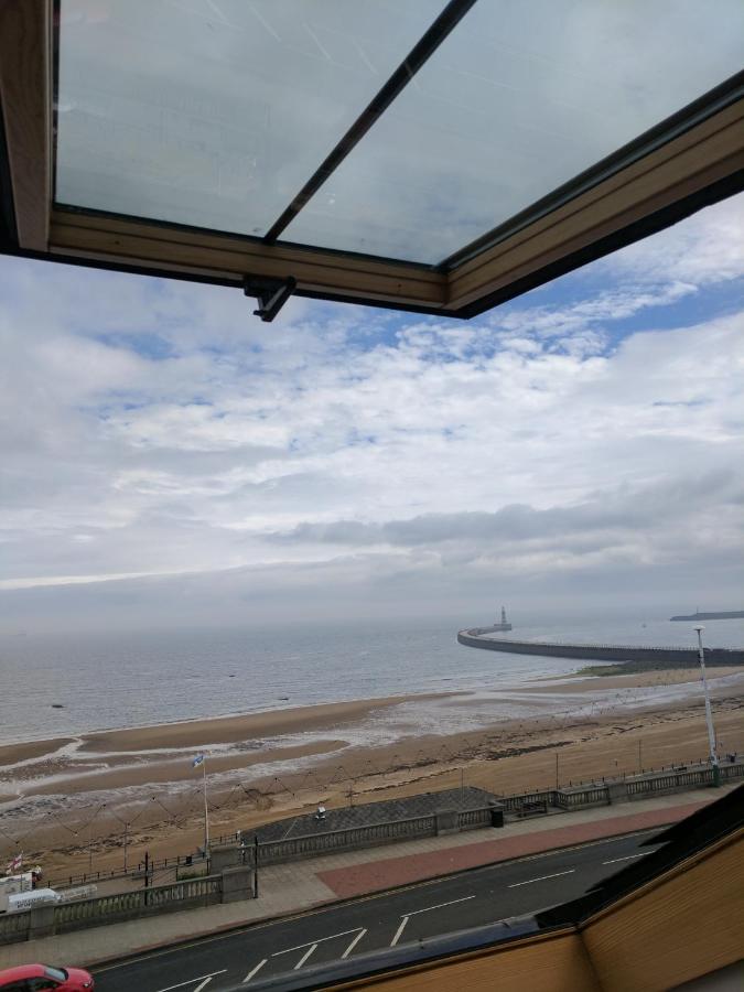 Roker North cliff Sea View - Bed and Breakfast Sunderland