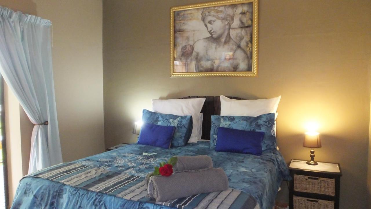 Double Room - Claire