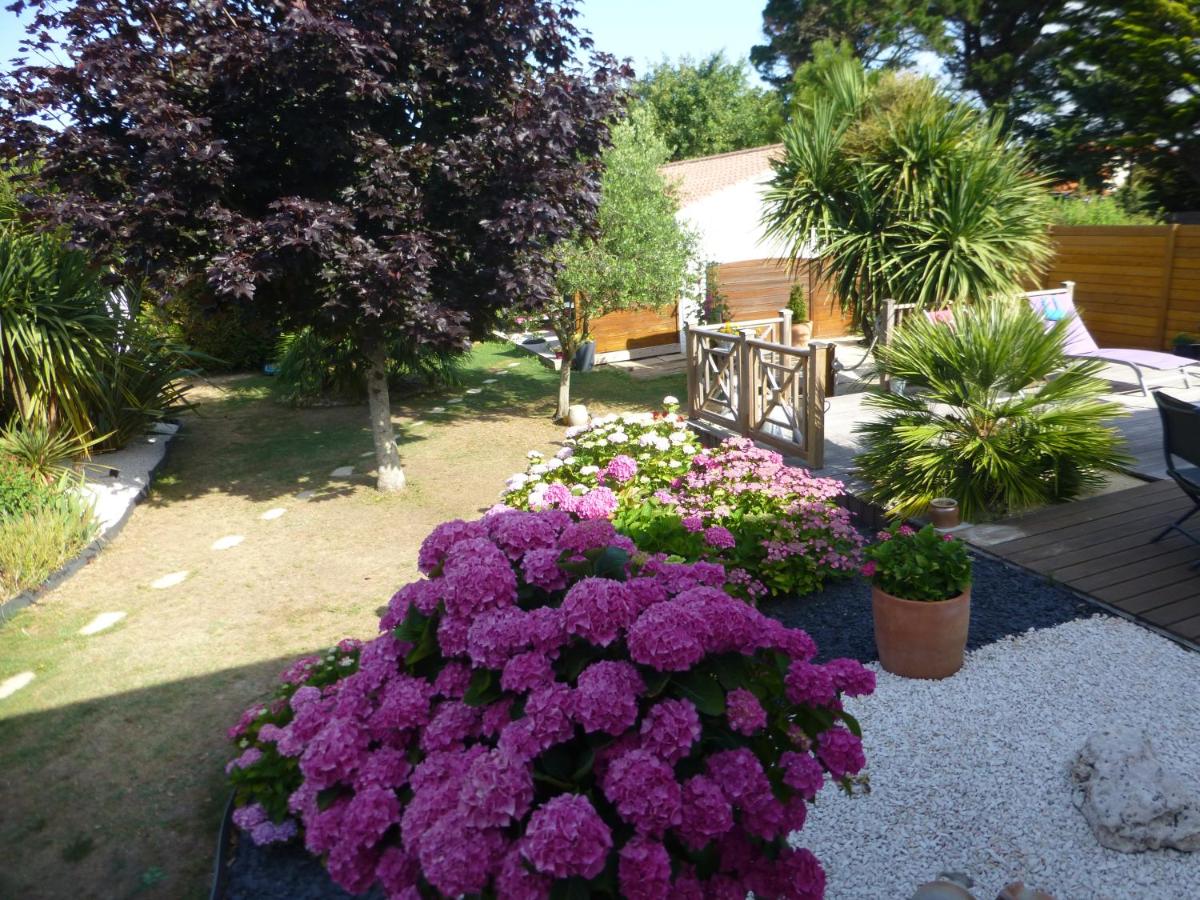 B&B Saint-Gilles-Croix-de-Vie - GÎTE DES FRUCHES - Bed and Breakfast Saint-Gilles-Croix-de-Vie