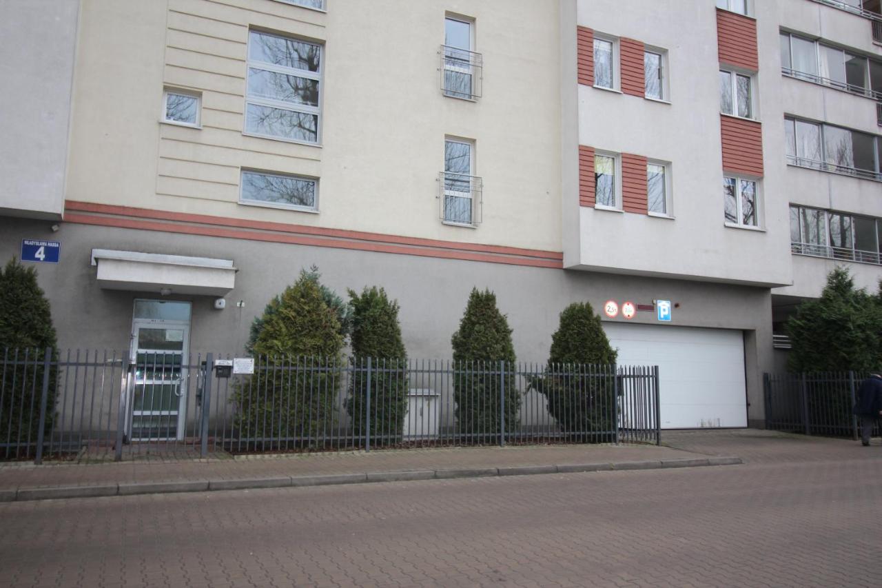 Apartament Podróże Małe i Duże - B&B